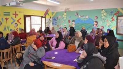 تعليم الوادى الجديد تدرب معلمى الصفوف الأولى وفقا للمنظومة الجديدة .صور