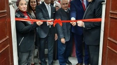 بنك القاهرة يتبرع بجهازين لعلاج أورام الصدر لصالح مستشفي القصر العيني
