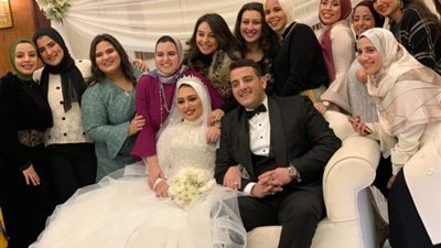 الف مبروك الزفاف السعيد