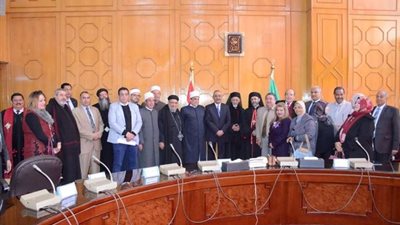 محافظ الإسماعيلية : بيت العائلة المصرية احترام الاخر ونشر الديمقراطية