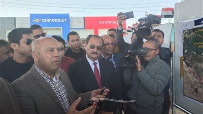 وزير النقل والمواصلات يتفقد بعض المشروعات بالقليوبية والمنوفية.. صـــــور