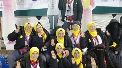 رئيس جامعة الزقازيق يهنئ الطالبات لفوزهن بمنافسات أسبوع فتيات الجامعات