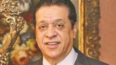 نائب يشيد بخطة الطيران بانشاء مبنى جديد بمطار سفنكس