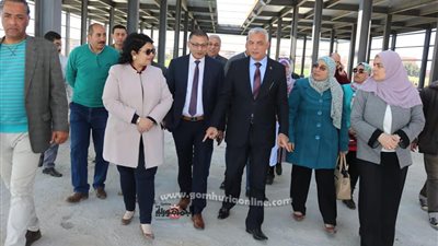 توفير وسائل نقل لطلاب كلية الزراعة للتدريب فى مزرعة الراهب