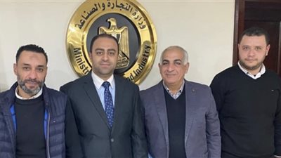 نائب يتدخل لدى مجلس الوزراء لإنقاذ ٥١ مصنع غزل بالمحلة