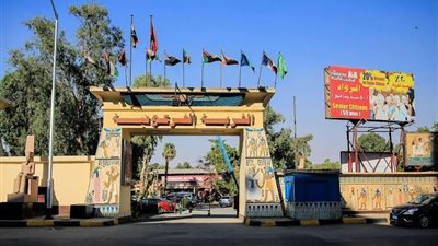 القرية الفرعونية تحتفل بعيد الحب بإقامة أول حفل زفاف فرعوني