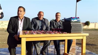 مدرسة ميت طريف الثانوية كرمت المتميزين