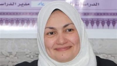 مركز تعليم الطلاب الوافدين والأجانب يكرم المعاهد المتميزة