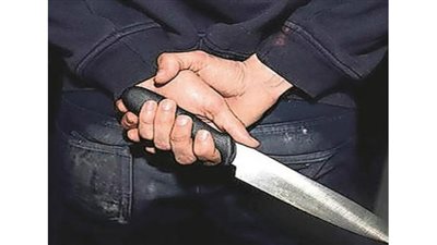 لسوء سلوكها.. عاطل يشرع بقتل زوجته بطعنة سكين فى مايو