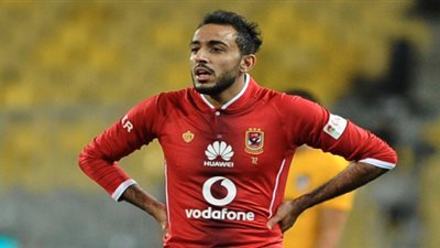 حسام غالى يوجه رسالة نارية لكهربا بعد خسارة السوبر امام الزمالك