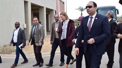 لجنة الإسكان بمجلس النواب فى جولة بمحطة معالجة الصرف الصحي بالجبل الأصفر