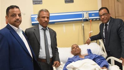 قيادات بنك ناصر الاجتماعى بالأقصر تدعم مستشفى شفاء الأورمان