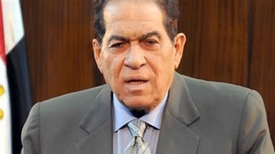 الجنزورى: مبارك قائد محنك وبطل من ابطال اكتوبر 73