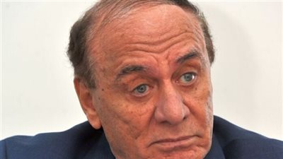 خبير استراتيجى يكشف عن تسجيل مبارك لـ 18 حلقة من مذكراته حصل عليها نجله