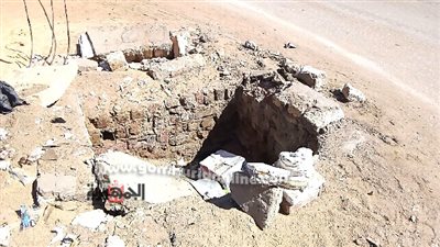 أهالي الوادي الجديد يشكون تهالك غرف تفتيش المياه وتحولها لمقلب قمامة. فيديو وصور