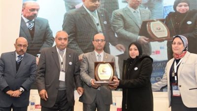 جامعة أسيوط تناقش الجديد في الأمراض الجلدية والتجميل