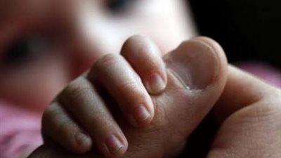 احالة قاتلة طفلتها الرضيعة بمياه نار للمفتي