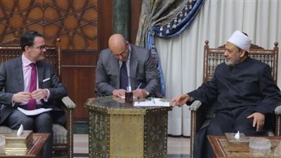 السفير الفرنسي: الأزهر يحمل مكانة محورية عالمية ويمثل الإسلام المعتدل