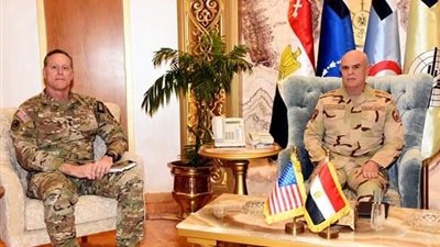 رئيس أركان حرب القوات المسلحة يلتقي قائد قيادة العمليات الخاصة المشتركة الأمريكي