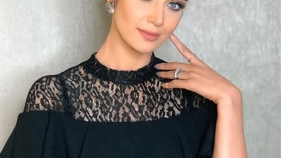 بالاسود رضوى الشربينى تبهر متابعيها بأحدث ظهور لها