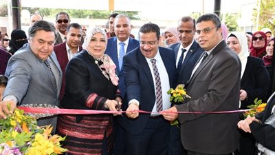 رئيس جامعة القناة تفتتح النسخة الثلاثين من معرض الكتاب.صور