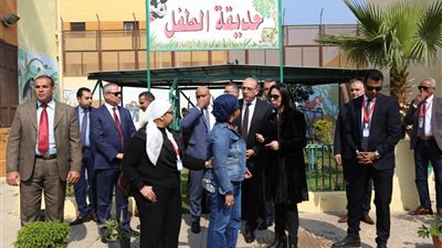 قطاع السجون يستقبل مراسلين أجانب وحقوقيين لزيارة سجن النساء بالقناطر