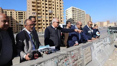 محافظ الجيزة ... خطه لإستبدال المواقف العشوائية بالطريق الدائرى بمواقف رسمية