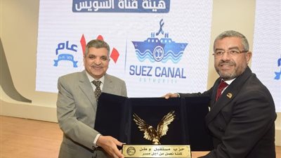 الفريق ربيع:كراكتين جديدتين لدعم أسطول هيئة قناة السويس