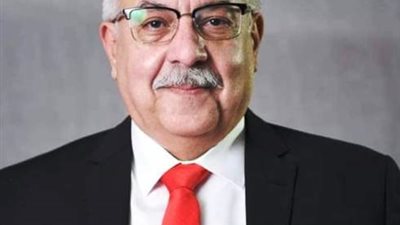 مدير الأبنية التعليمية يهنئ نير حمدى بفوزه فى انتخابات نقابة المهندسين.. بالصور