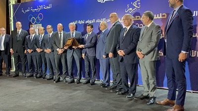 الأوليمبية تمنح حسن مصطفى الرئاسة الشرفية للجنة مدي الحياة