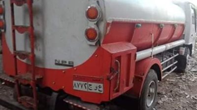 تموين البحيرة تضبط 4 طن زيت طعام مجهول المصدر و4500 رغيف بلدى مدعم