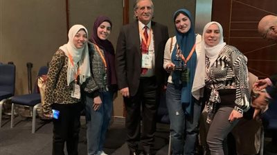 طلاب صيدله اكتوبر يحصدون المركز الأول بمؤتمر دبي
