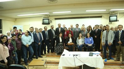 وزير التعليم العالي يلتقي وفد طبي أمريكي بمستشفى أبو الريش