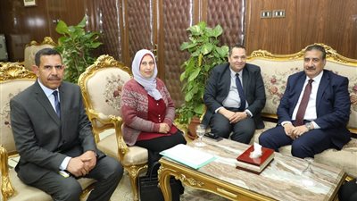 محافظ المنوفية يلتقى برئيس الهيئة العامة للأبنية التعليمية