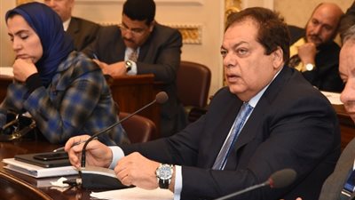 أبو العنين: يجب العمل على الالتحاق بالثورة الصناعية الرابعة