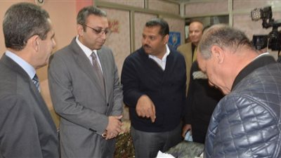 محافظ الغربية ونائبه في متابعة ميدانية مفاجئة على أعمال الرصف والنظافة بطنطا