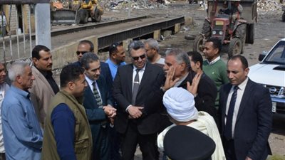 محافظ الغربية .. يتابع مصنع تدوير القمامة بالمحلة الكبرى ونقل التراكمات للمدفن الصحي بالسادات