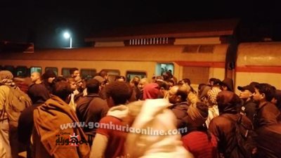 شهامة شعب. شباب ناصر استضافوا ركاب قطار الصعيد .صور