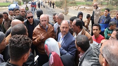 2مخبر بلدى وقافله طبيه وبطاطين وأعذيه للمضارين بسنور