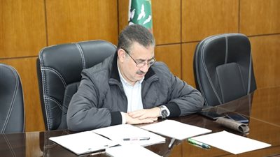 التفتيش على المنشآت التعليمية إستعداداً لإستئناف الدراسة.. وضخ 2 مليون لتر بنزين وسولار فى محطات الوقود
