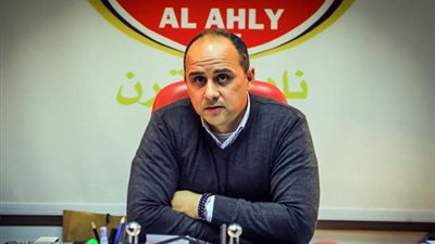 الأهلي يقلص عدد ساعات العمل.. ويغلق أبوابه الثامنة مساء