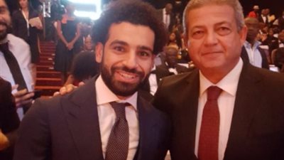 وزير الرياضة السابق يتراجع عن إعلان تبرع صلاح بـ20 مليونا لمواجهة كورونا
