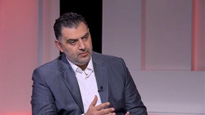 وزير العمل الأردنى يتفقد المؤسسات للتأكد من التزامها بقرارات الحكومة