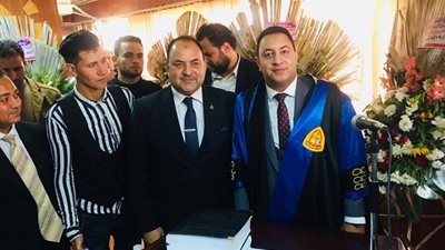 المستشار محمود الشيخ يحصل على الدكتوراه فى الدور الدستورى من حقوق الزقازيق