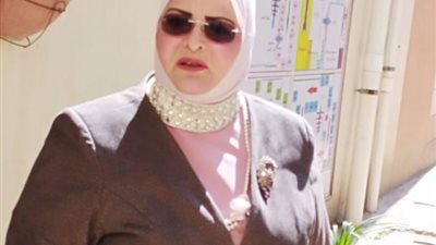 وكيل تعليم كفر الشيخ توزع الكمامات والقفازات