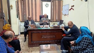 وكيل وزارة صحة الشرقية يجتمع بمديرى الإدارات الفنية لتنفيذ تعليمات زايد