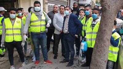 محمد كمال تهامي ينظم حملة تعقيم مكبرة ضد كورونا بروض الفرج