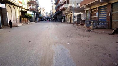 غلق المحال باليوم الثاني عشر من أيام الحظر بكفر الشيخ