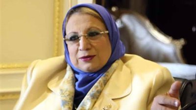 برلمانية تتقدم ببيان بشأن نقص المستلزمات الطبية في المستشفيات وزيادة الأعباء على المنظومة الصحية