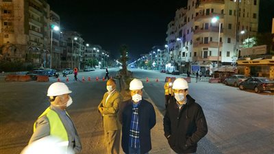 الإسكان: تركيب الكمرات المعدنية لكوبري تقاطع محور ترعة الزمر مع شارع الهرم
